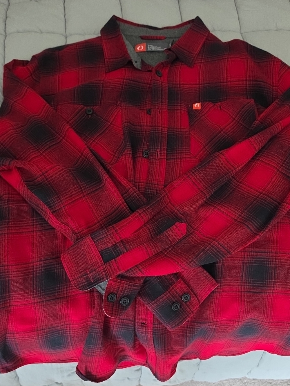 Obermeyer Men's Red and Black Lightweight Plaid Shirt Jacket